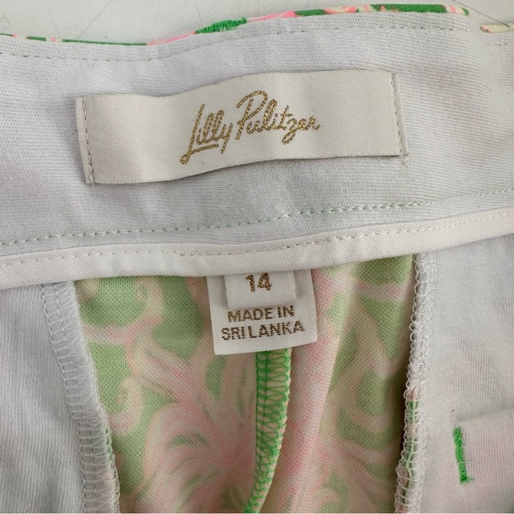 Lilly Pulitzer 5” Callahan Shorts Party Pineapple 14 - Picture 2 of 4